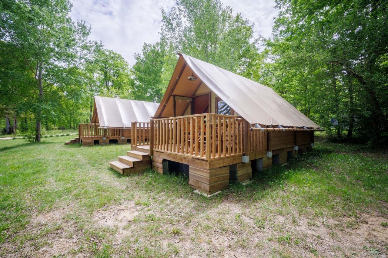 La Clairiere - Ecolieu De Vacances Lamothe-Fenelon Dış mekan fotoğraf