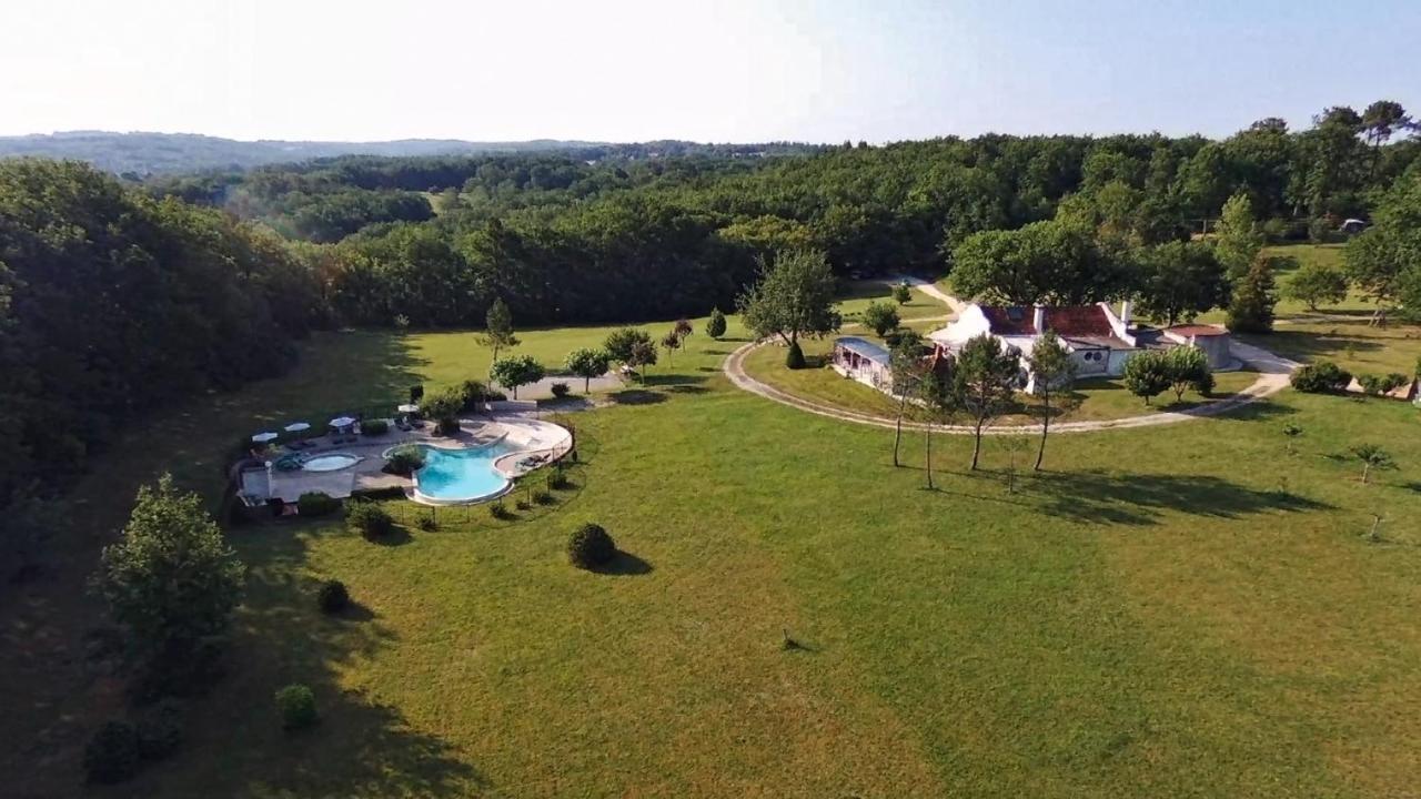 La Clairiere - Ecolieu De Vacances Lamothe-Fenelon Dış mekan fotoğraf