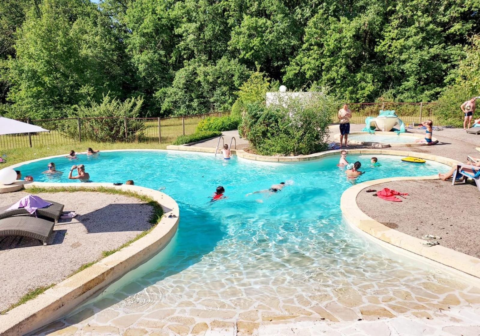 La Clairiere - Ecolieu De Vacances Lamothe-Fenelon Dış mekan fotoğraf