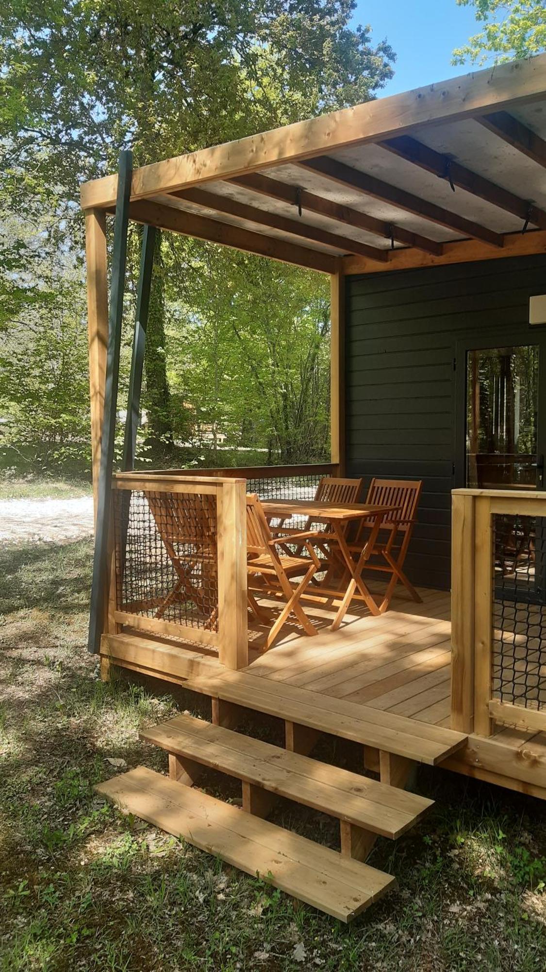 La Clairiere - Ecolieu De Vacances Lamothe-Fenelon Oda fotoğraf